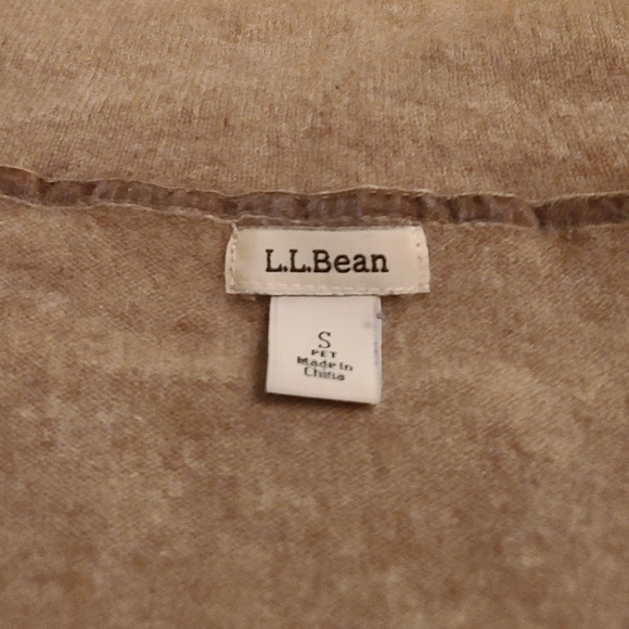L.L.Bean Cashmere Turtlneck - Picture 2 of 7